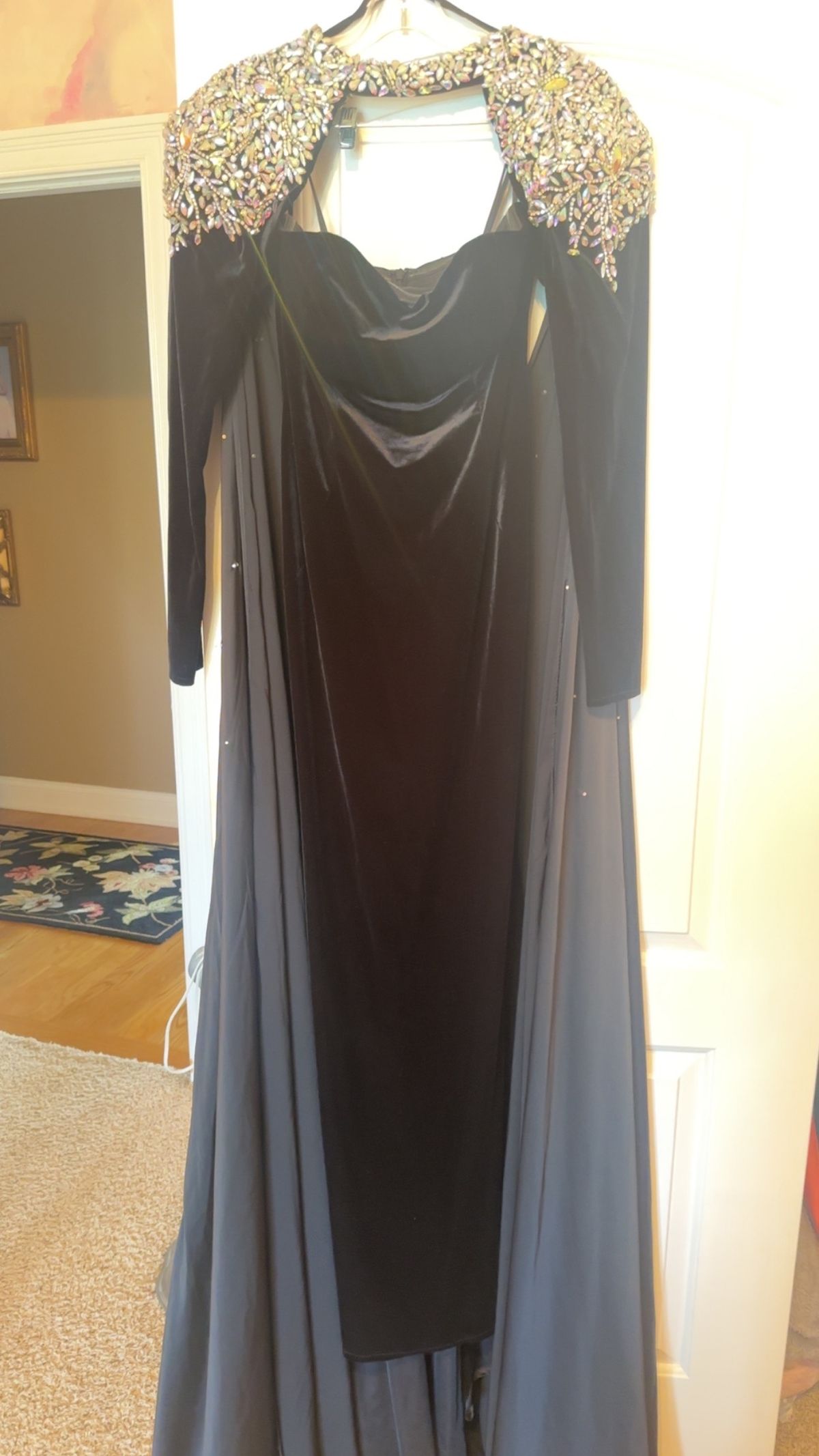 Johnathan Kayne Size 6 Prom Strapless Sequined Black Floor Length Maxi on Queenly