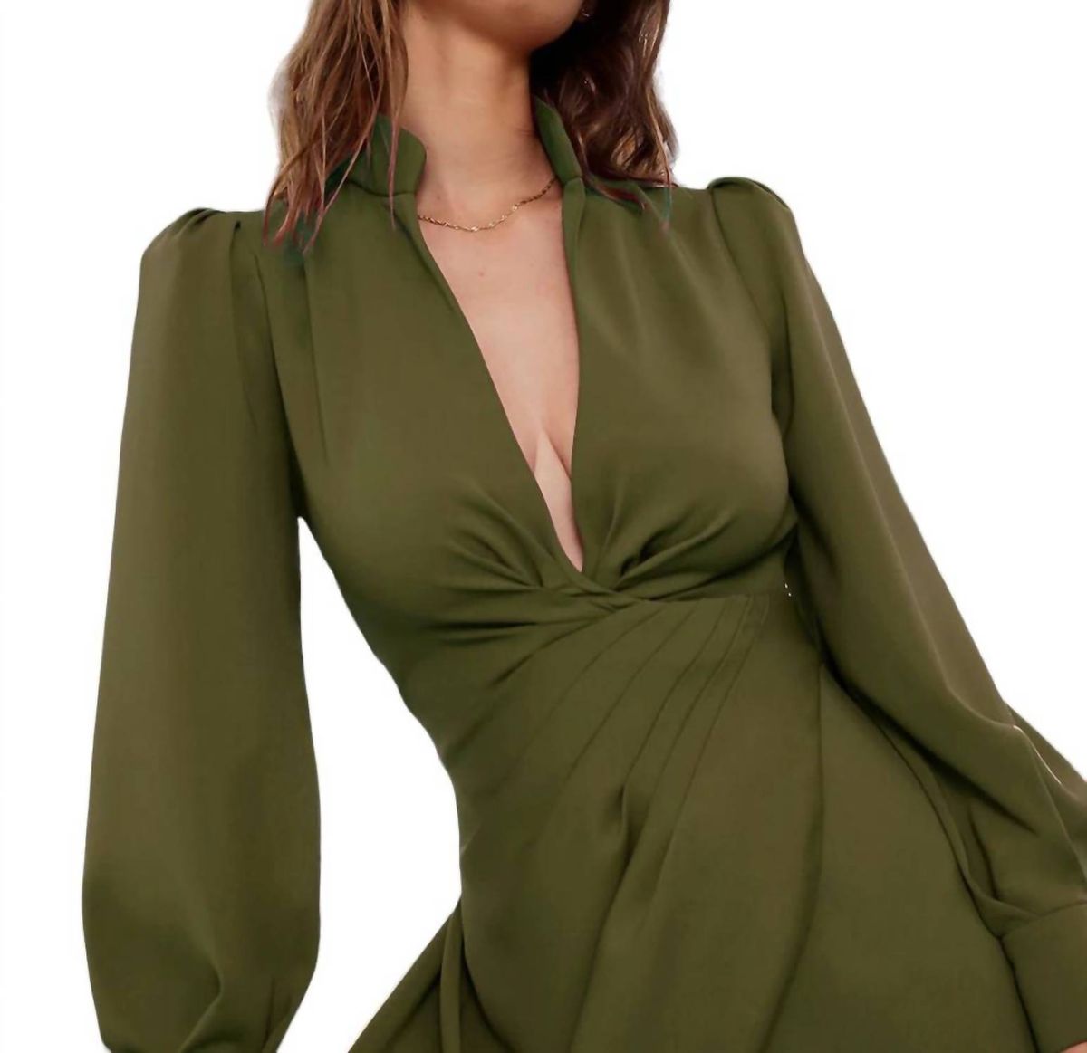 Style 1-2251478005-425 Deity Size 8 Plunge Green Cocktail Dress on Queenly