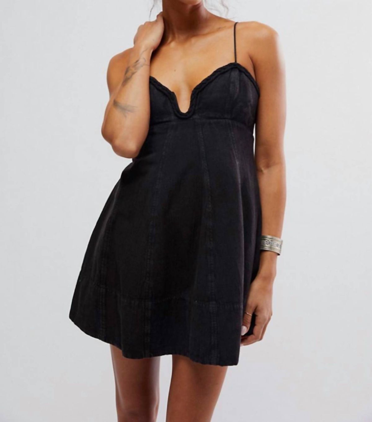 Style 1-3124021997-892 Free People Size M Black Cocktail Dress on Queenly