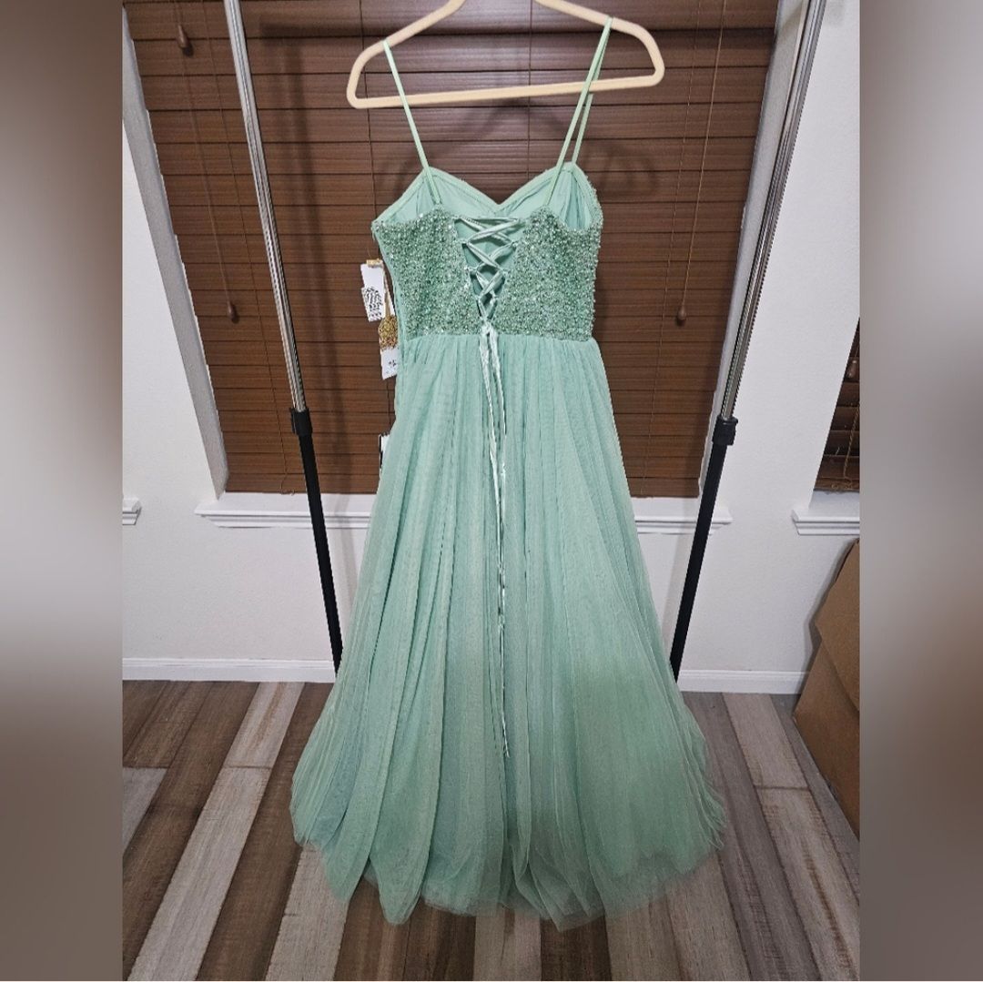 say yes to the prom Size 12 Prom Strapless Sheer Green Dress With Train on Queenly