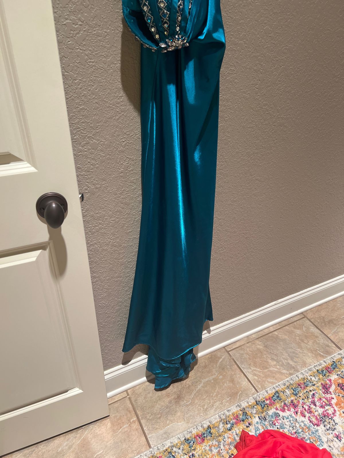 Size 2 Prom Strapless Blue A-line Dress on Queenly