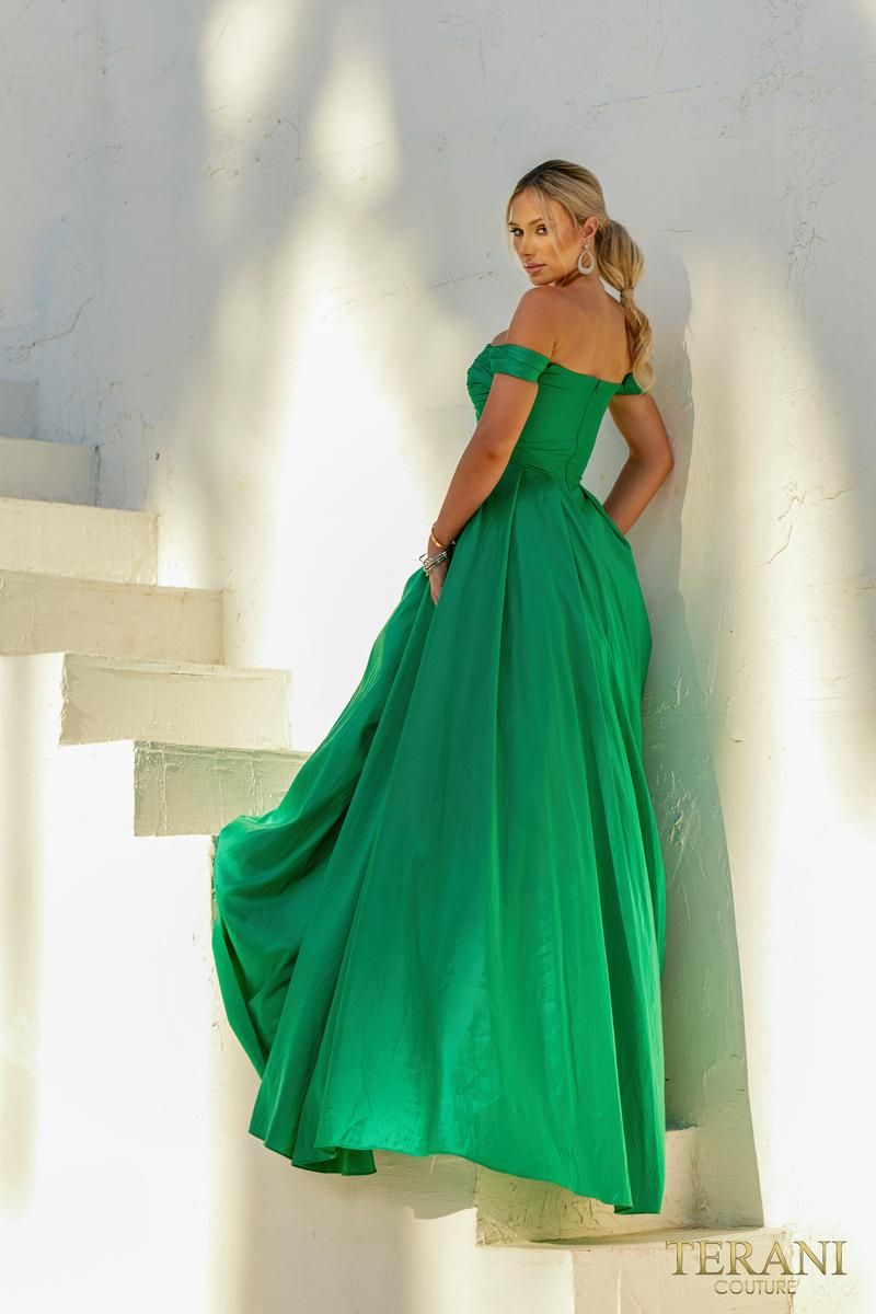 Style 241P2075 Terani Couture Size 10 Prom Emerald Green Ball Gown on Queenly