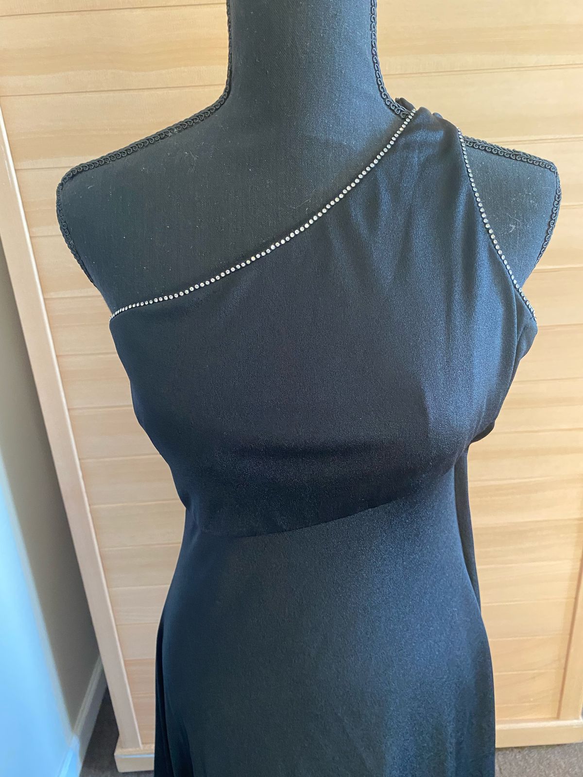 Vintage Handmade Size 0 Prom One Shoulder Black A-line Dress on Queenly