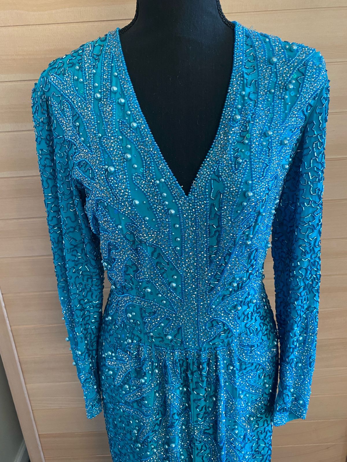 Oleg Cassini Size 6 Prom Long Sleeve Blue Side Slit Dress on Queenly