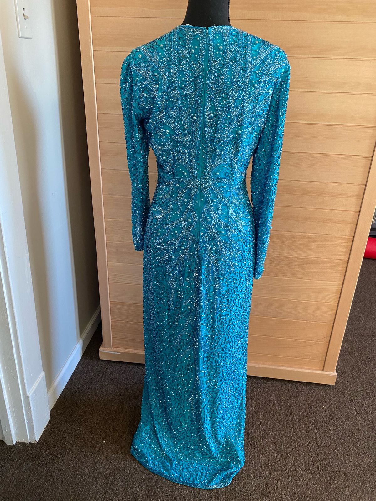 Oleg Cassini Size 6 Prom Long Sleeve Blue Side Slit Dress on Queenly