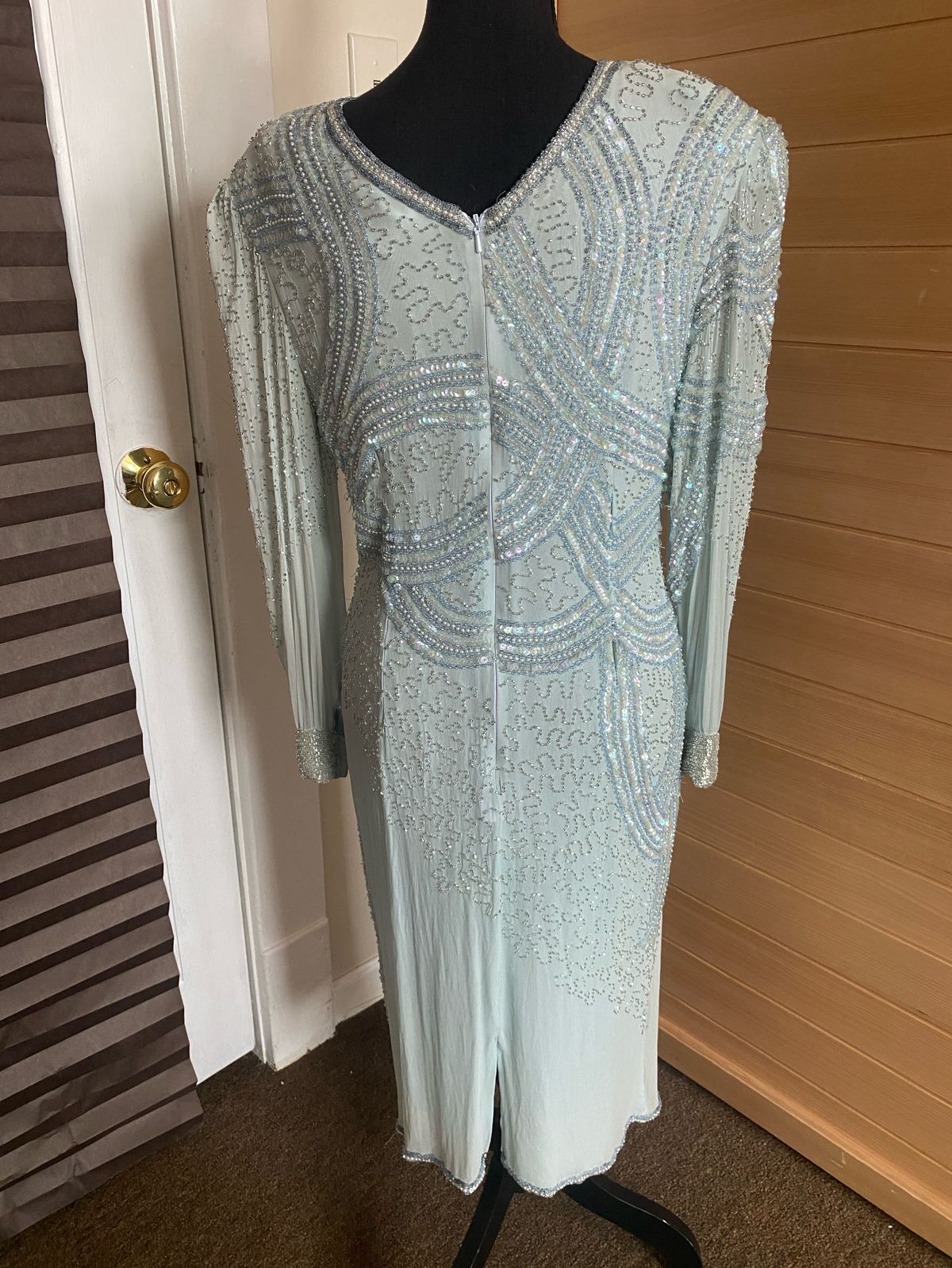 Oleg Cassini Size 14 Long Sleeve Satin Blue A-line Dress on Queenly