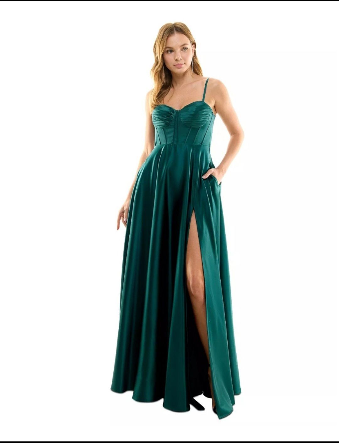 Queenly | Buy and sell prom, pageant, and formal dresses