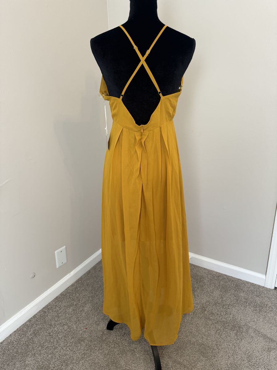 Size L Plunge Gold Side Slit Dress on Queenly