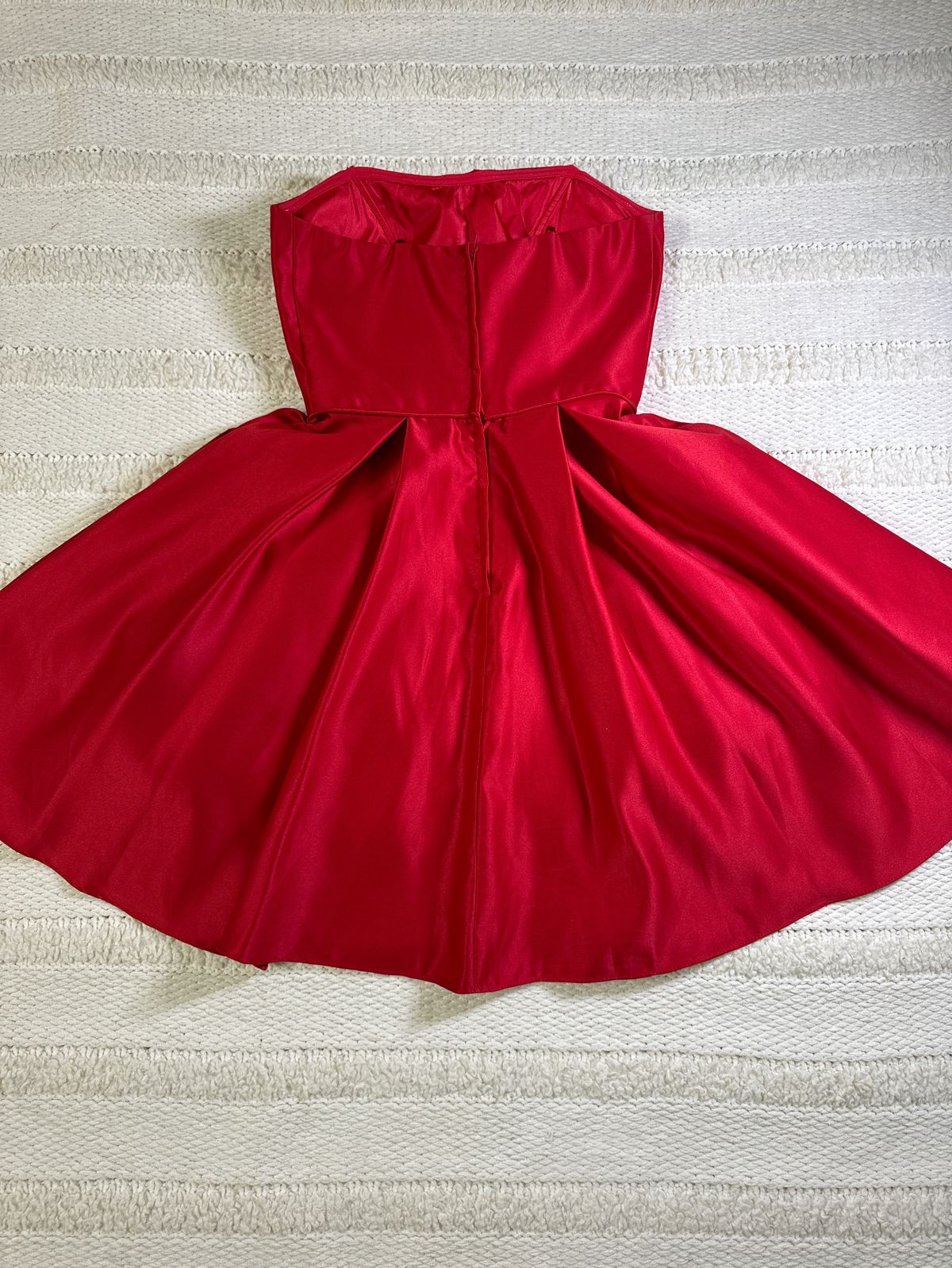 Blondie Nites Girls Size 5 Strapless Red Cocktail Dress on Queenly