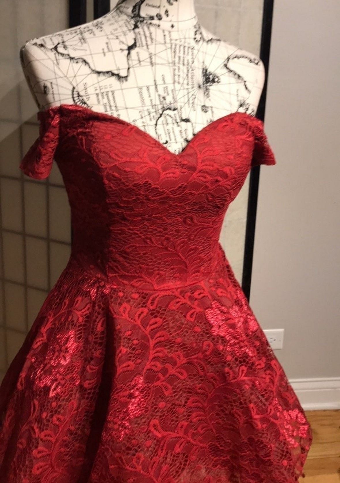 Windsor Size M Prom Off The Shoulder Lace Burgundy Red Cocktail Dress on Queenly