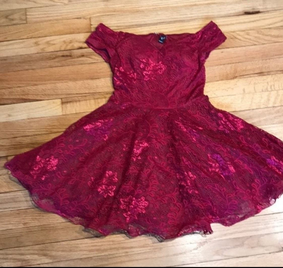 Windsor Size M Prom Off The Shoulder Lace Burgundy Red Cocktail Dress on Queenly