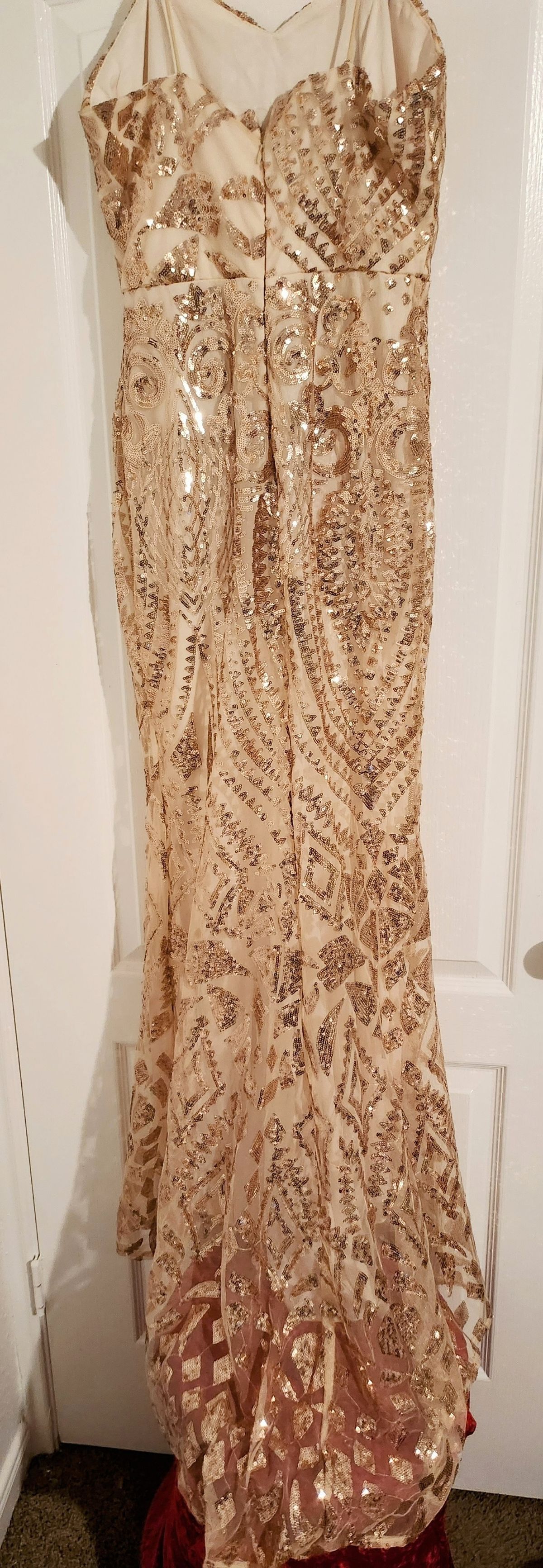 Size 4 Prom Gold Cocktail Dress on Queenly