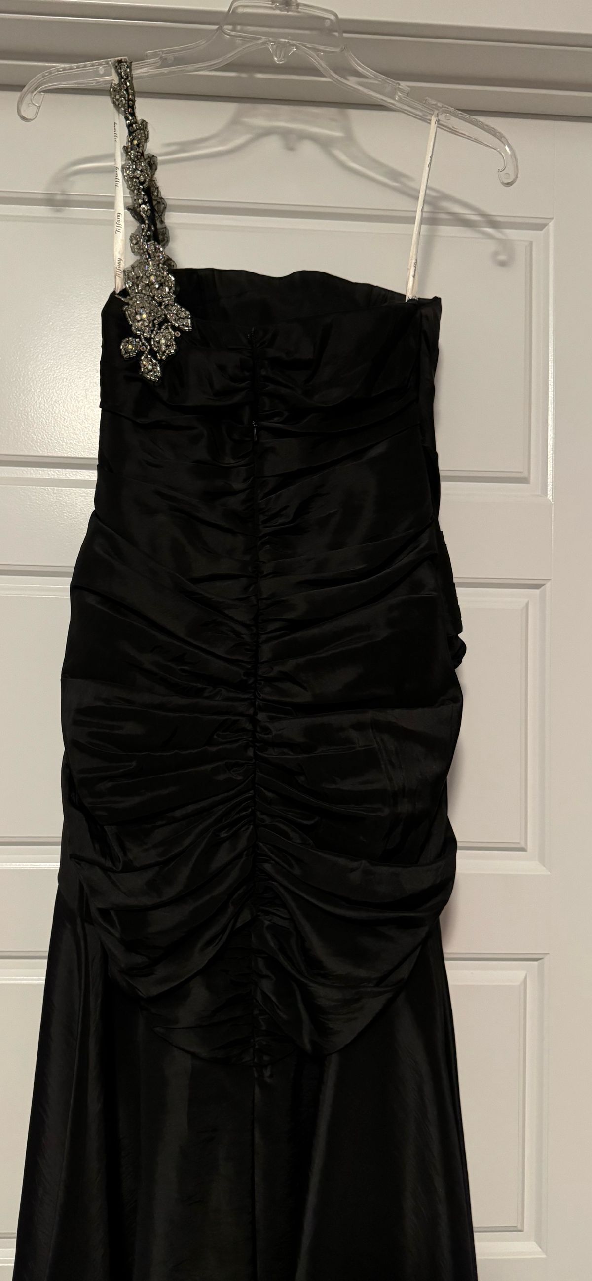 Tiffany Designs Size 4 Prom One Shoulder Sequined Black Mermaid Dress on Queenly