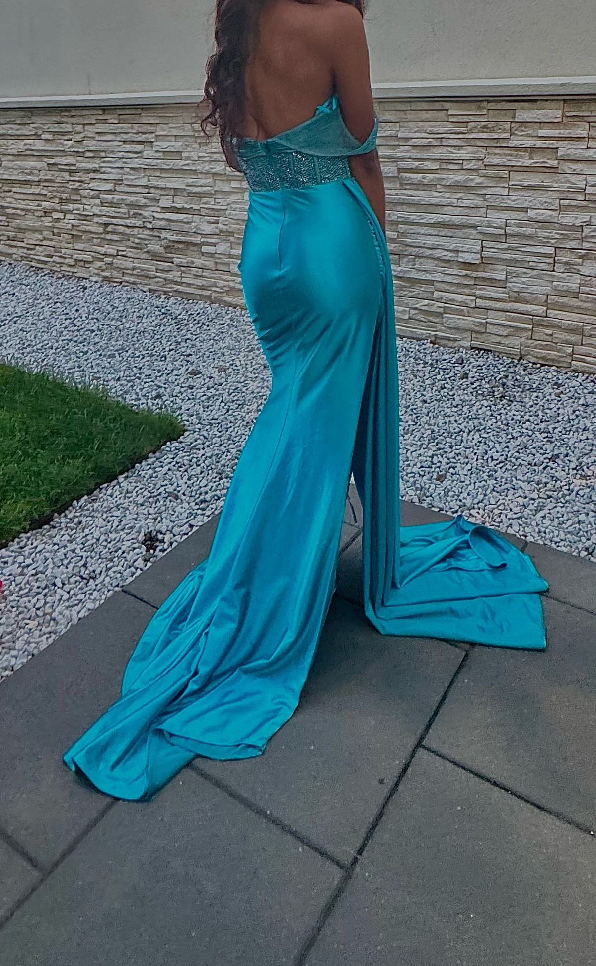 Size 2 Prom Plunge Turquoise Blue Side Slit Dress on Queenly