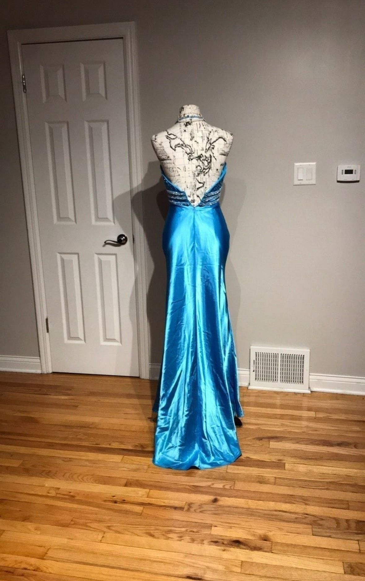 MoriLee Size XS Prom Plunge Sequined Blue Mermaid Dress on Queenly