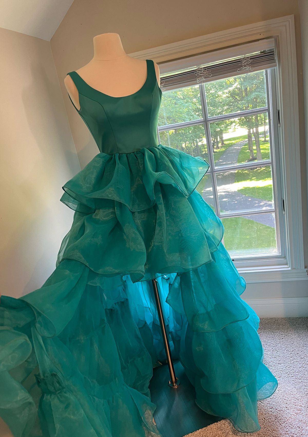 Ashley Lauren Size 0 Prom Blue Cocktail Dress on Queenly