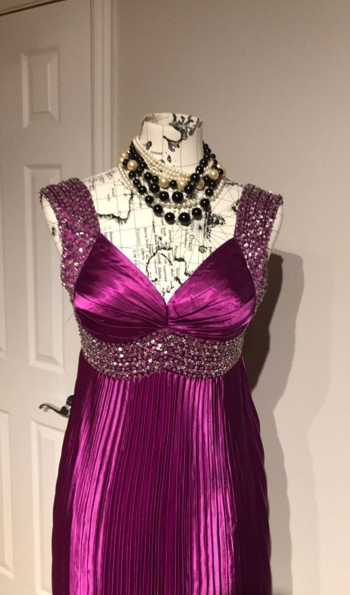 Fiesta Size XS Prom Plunge Sequined Purple A-line Dress on Queenly