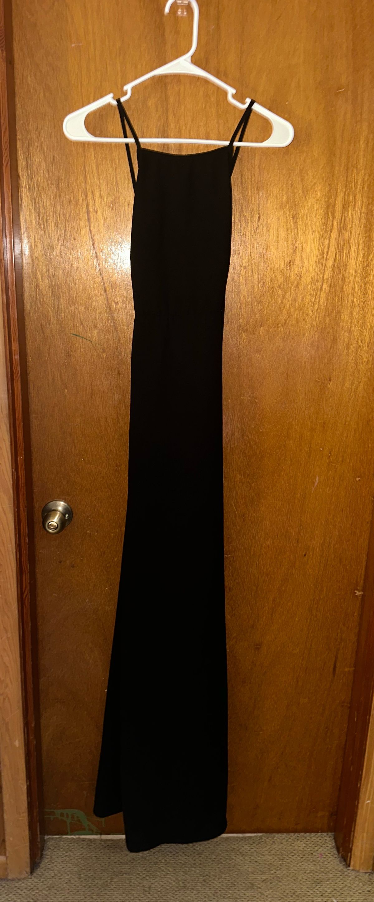 Pretty Little Thing Size 0 Black Mermaid Dress on Queenly