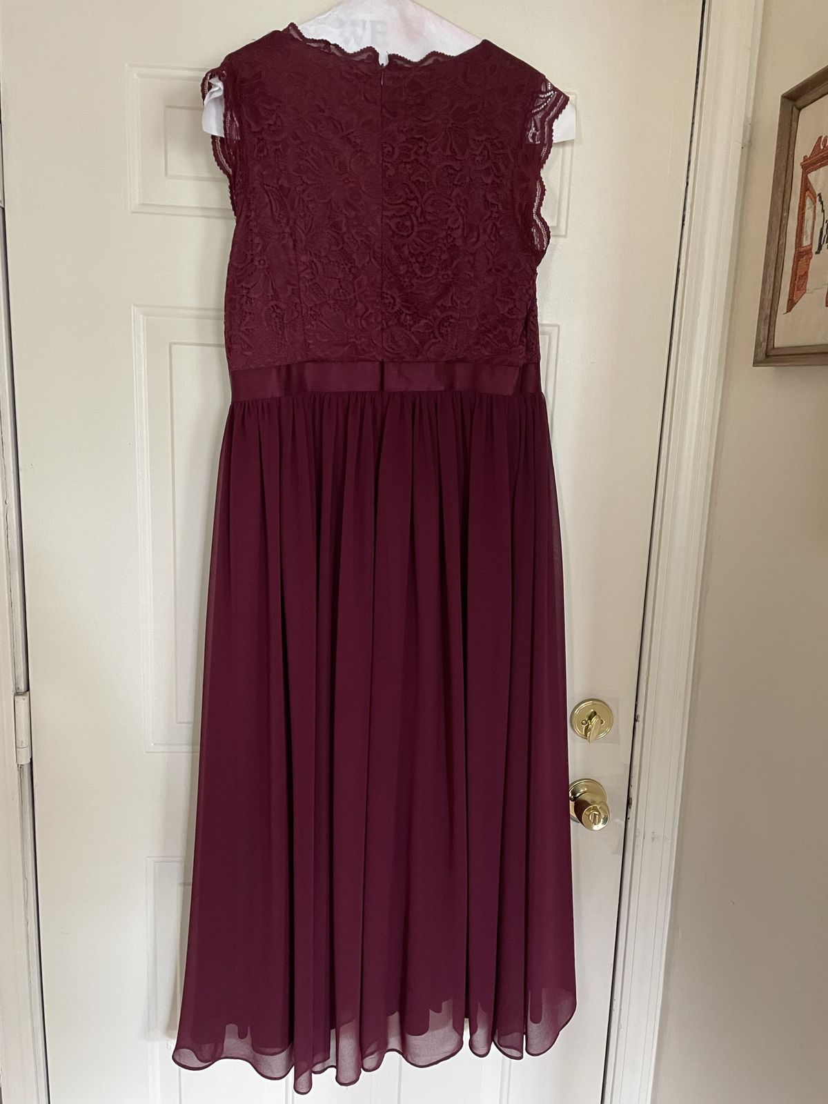 Plus Size 16 Burgundy Red Ball Gown on Queenly