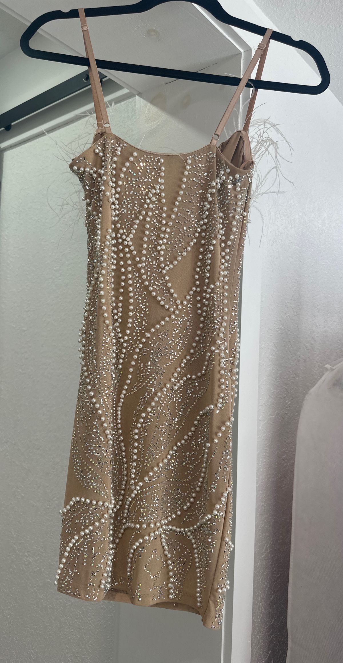 Size S Prom Plunge Nude Cocktail Dress on Queenly