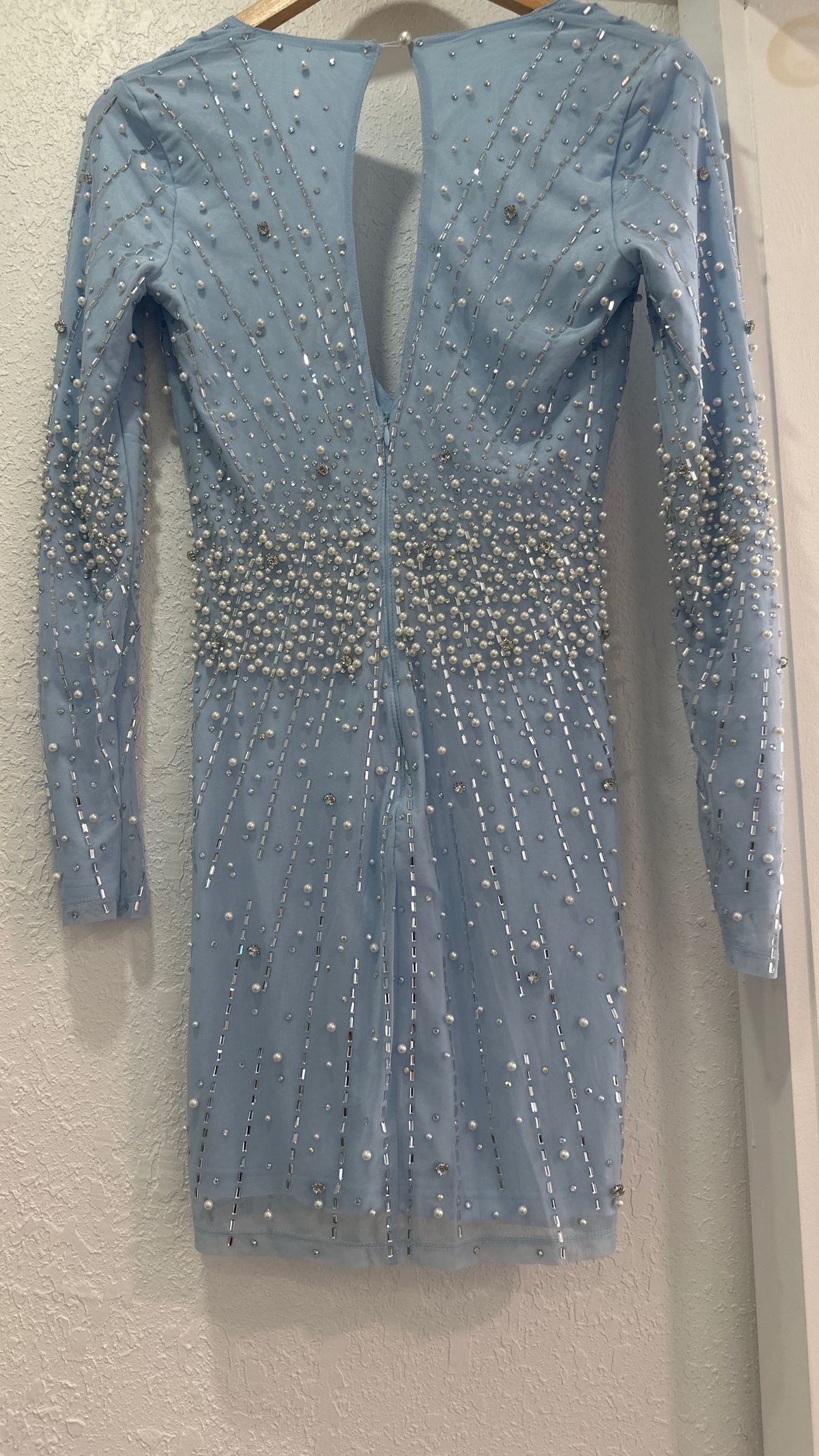 Size XS Long Sleeve Blue Cocktail Dress on Queenly