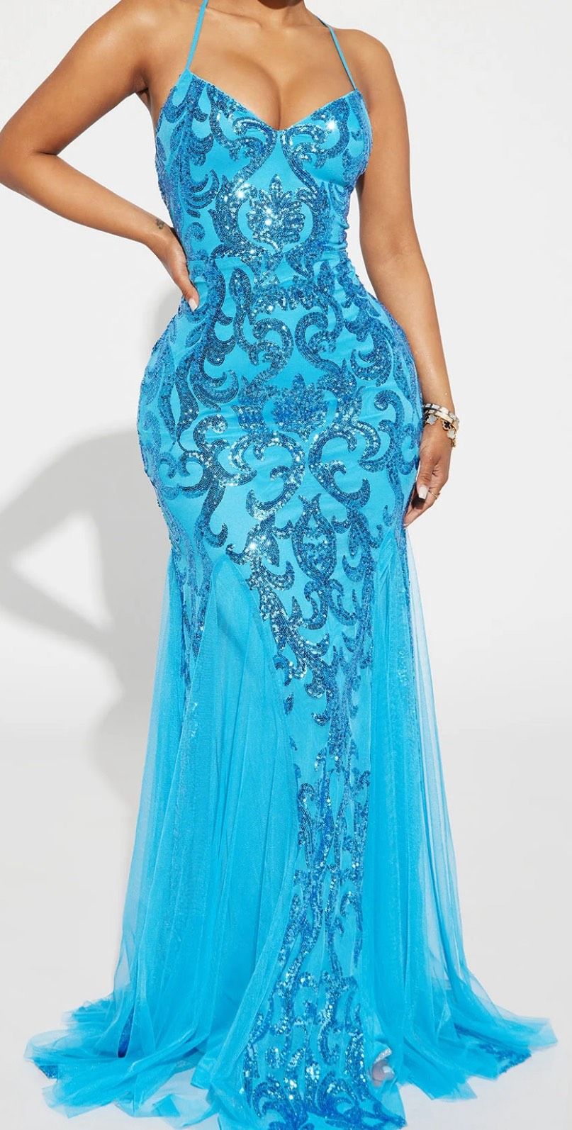 Queenly | Buy and sell prom, pageant, and formal dresses