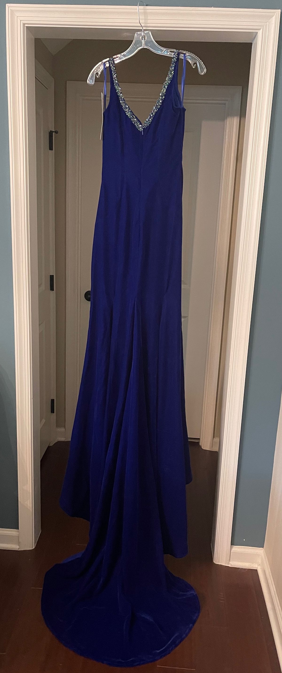 Style 11653 Ashley Lauren Size 2 Plunge Blue Side Slit Dress on Queenly
