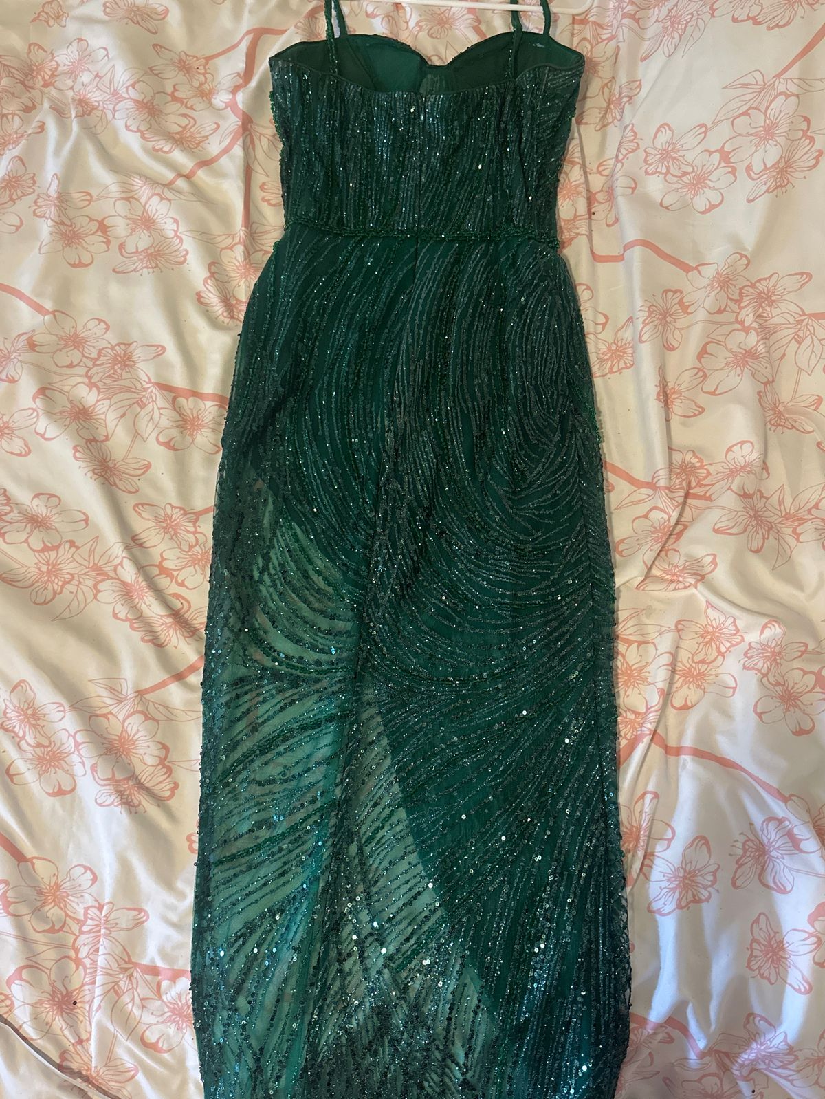 Jovani Size 4 Prom Plunge Green Floor Length Maxi on Queenly