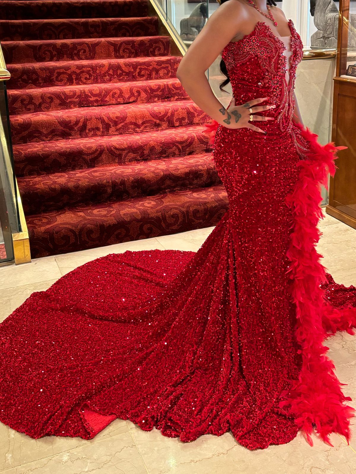 Size 0 Prom Strapless Red Mermaid Dress on Queenly