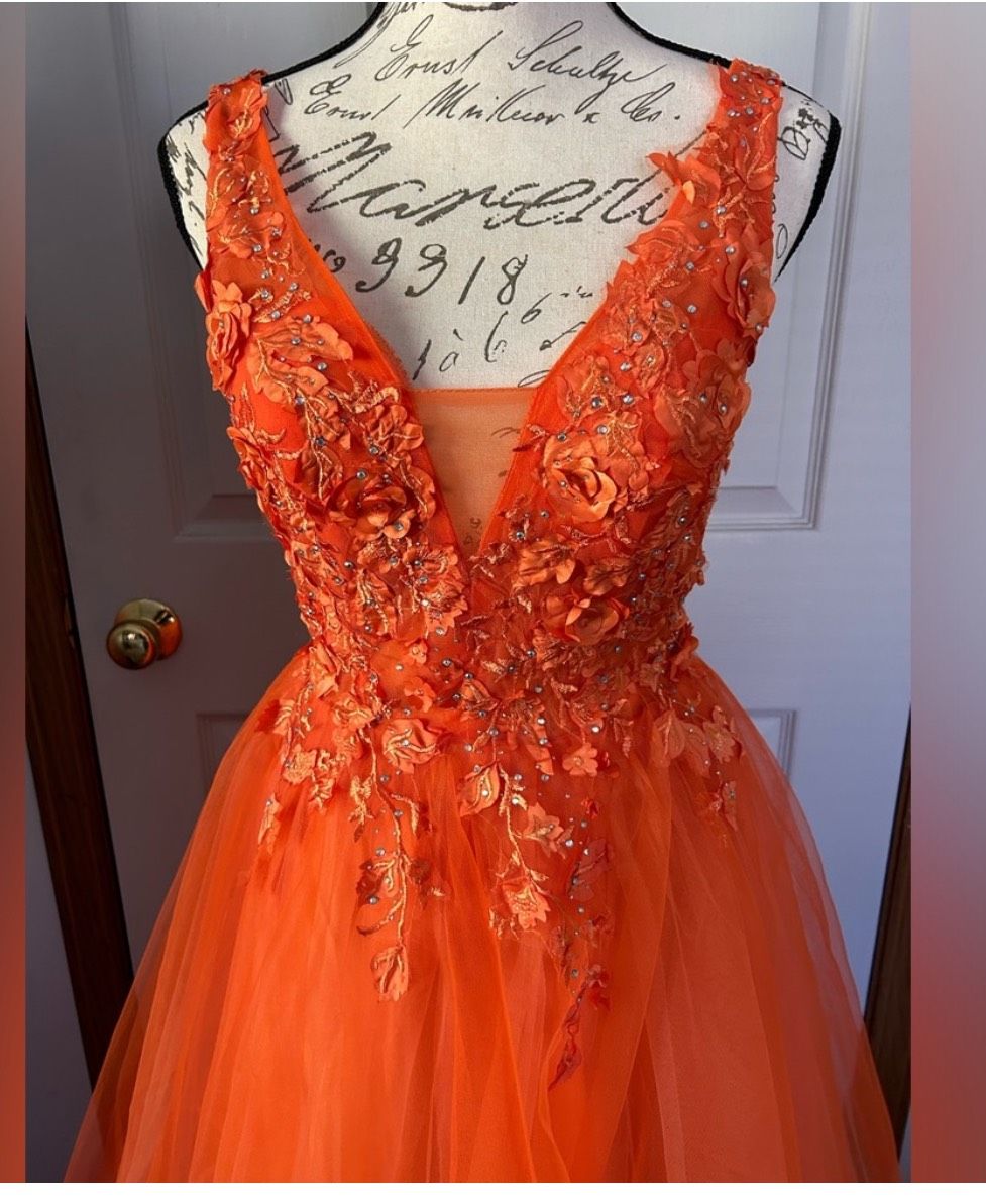 Size 4 Prom Plunge Orange Ball Gown on Queenly