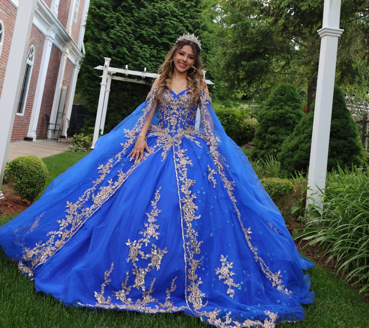 Queenly | Buy and sell prom, pageant, and formal dresses