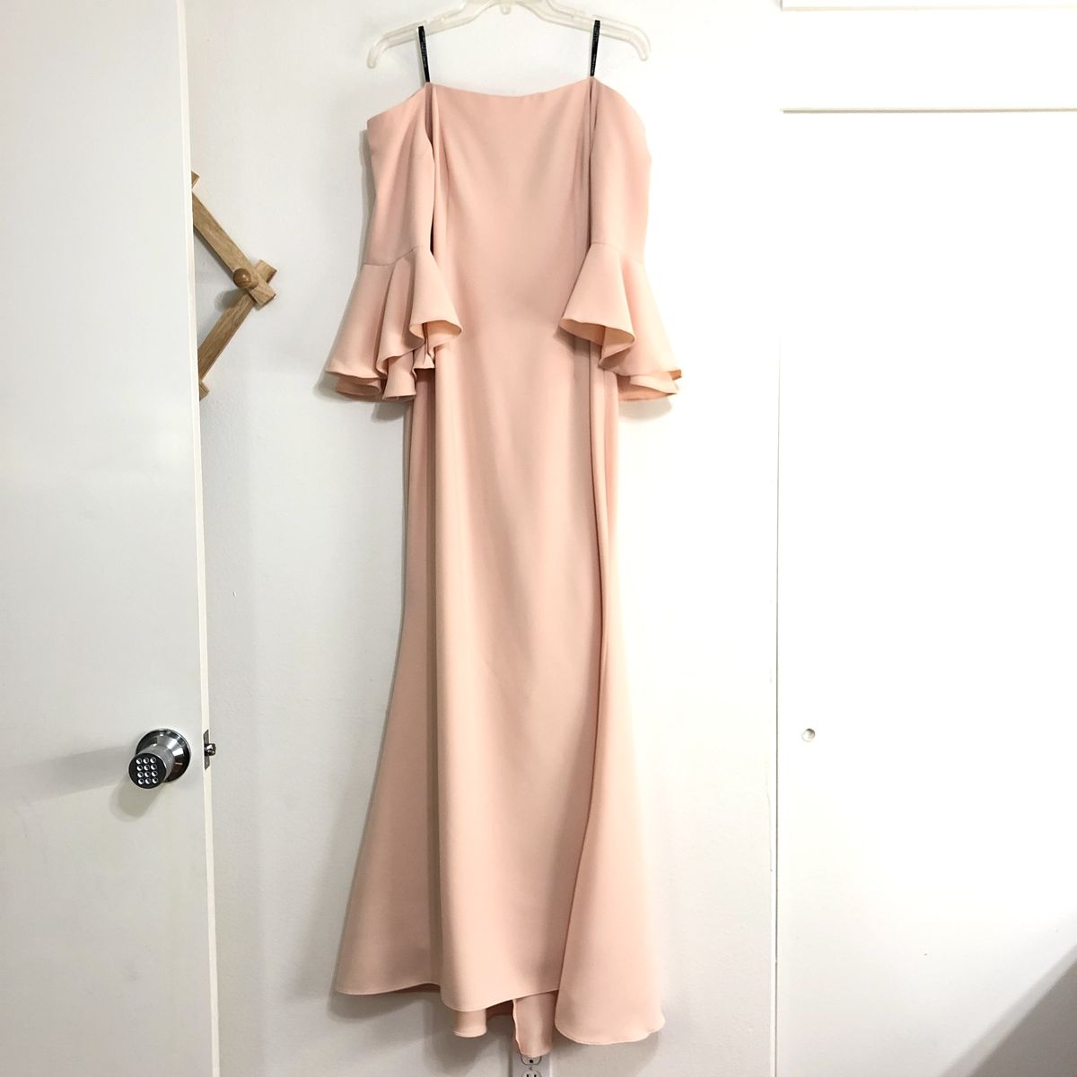 Vince Camuto Size 10 Off The Shoulder Pink Floor Length Maxi on Queenly