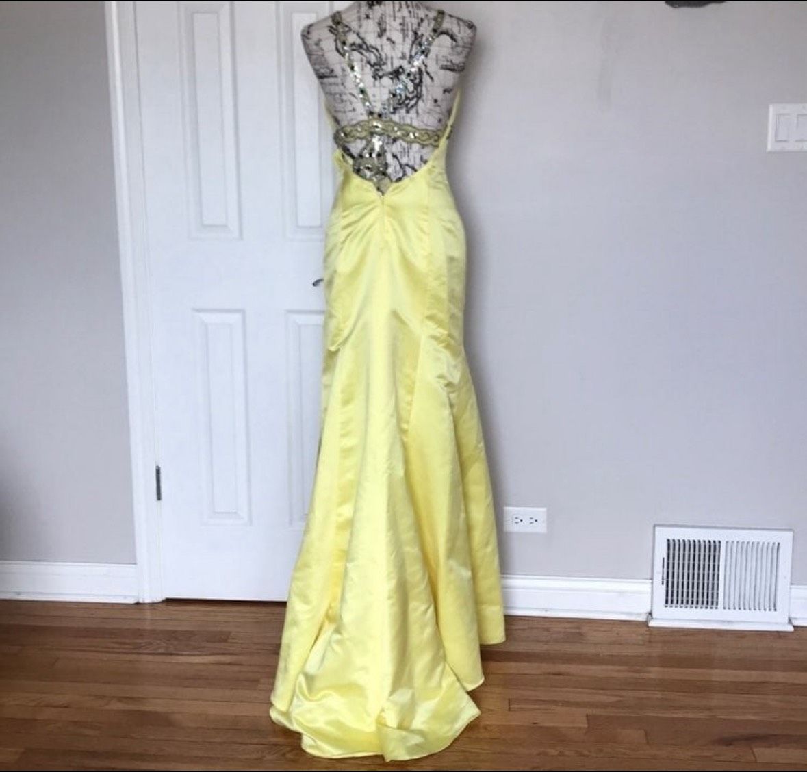 Style Vintage y2k Fire & Ice Size S Prom Halter Sequined Yellow Mermaid Dress on Queenly