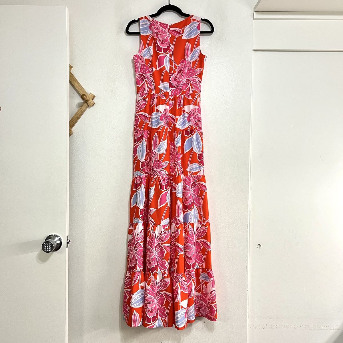 Eliza J Size 2 Floral Red A-line Dress on Queenly