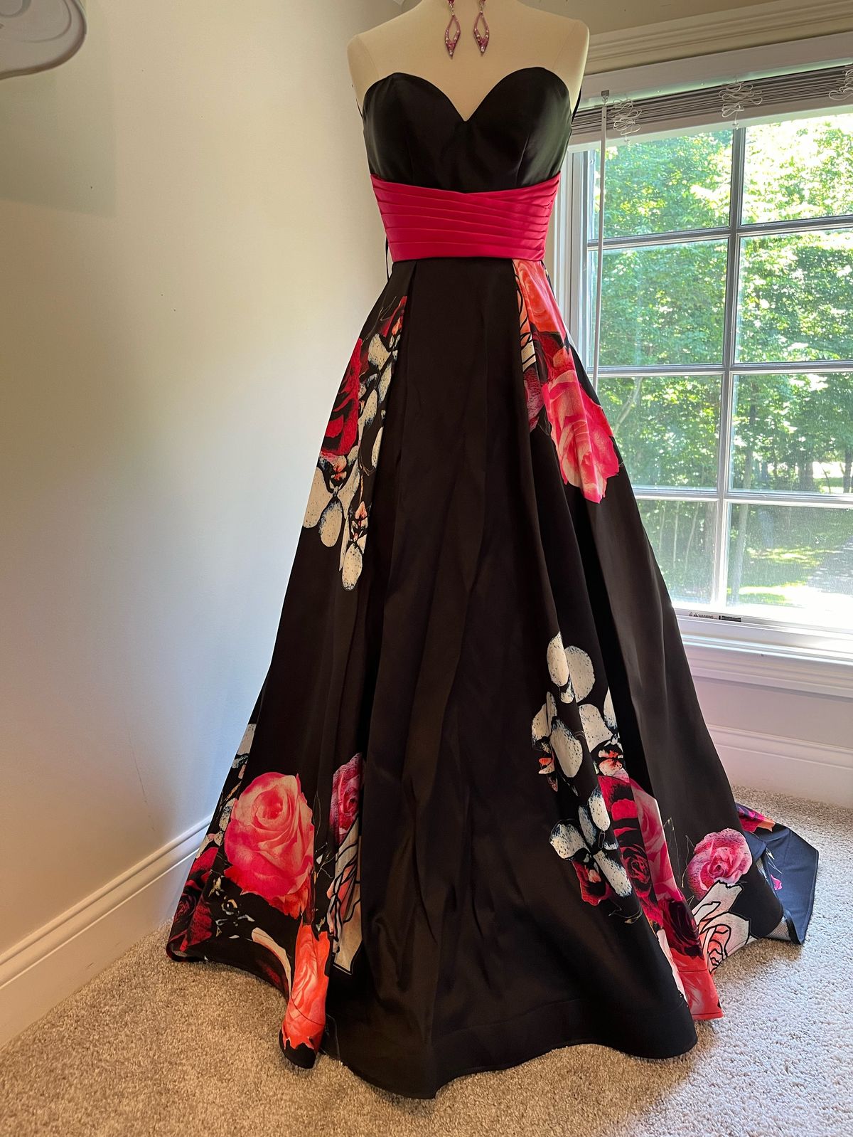 Mac Duggal Size 0 Prom Strapless Multicolor Ball Gown on Queenly