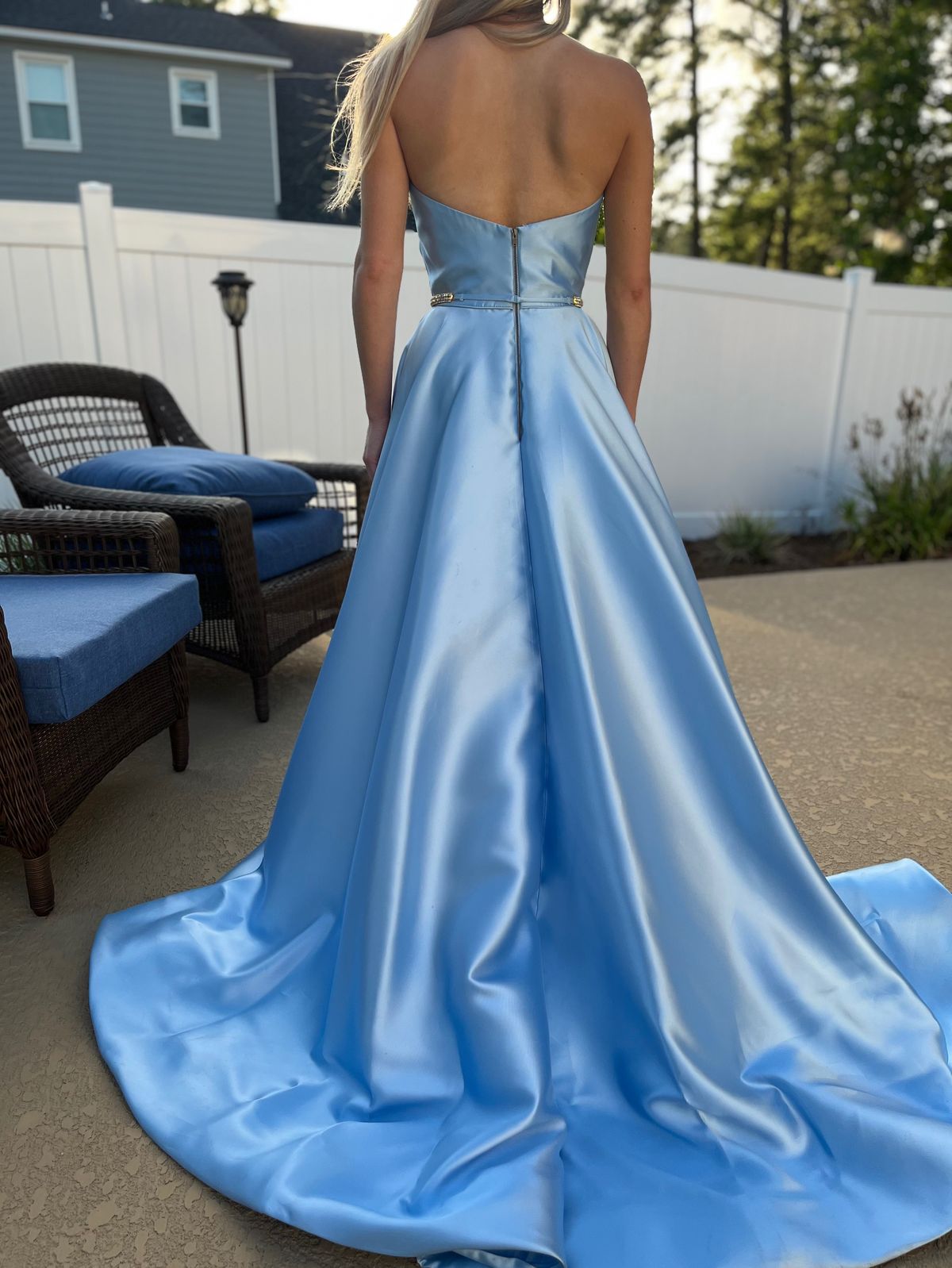 Sherri Hill Size 0 Prom One Shoulder Blue Ball Gown on Queenly