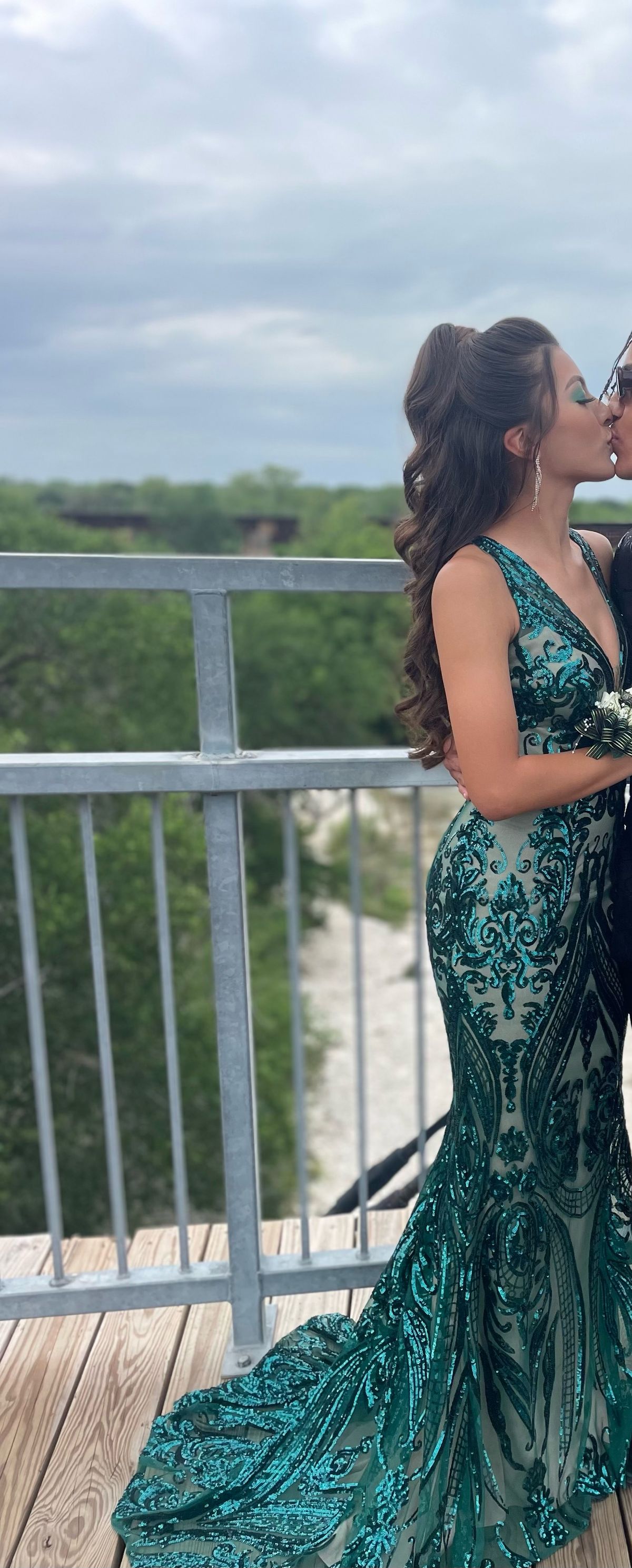 Queenly | Buy and sell prom, pageant, and formal dresses