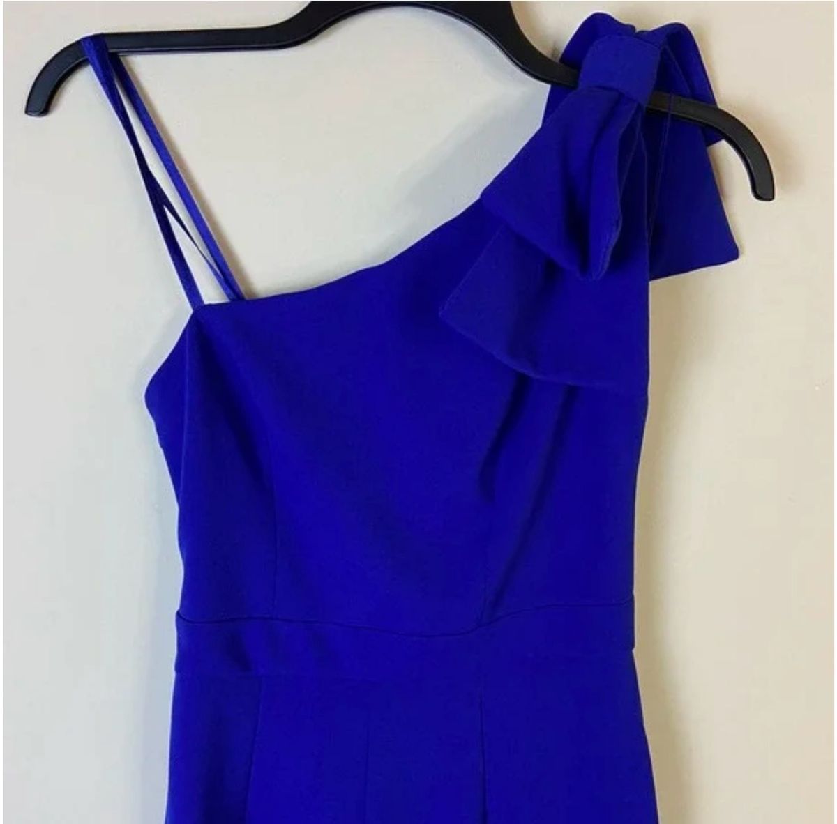 Size 4 One Shoulder Blue Formal Jumpsuit on Queenly