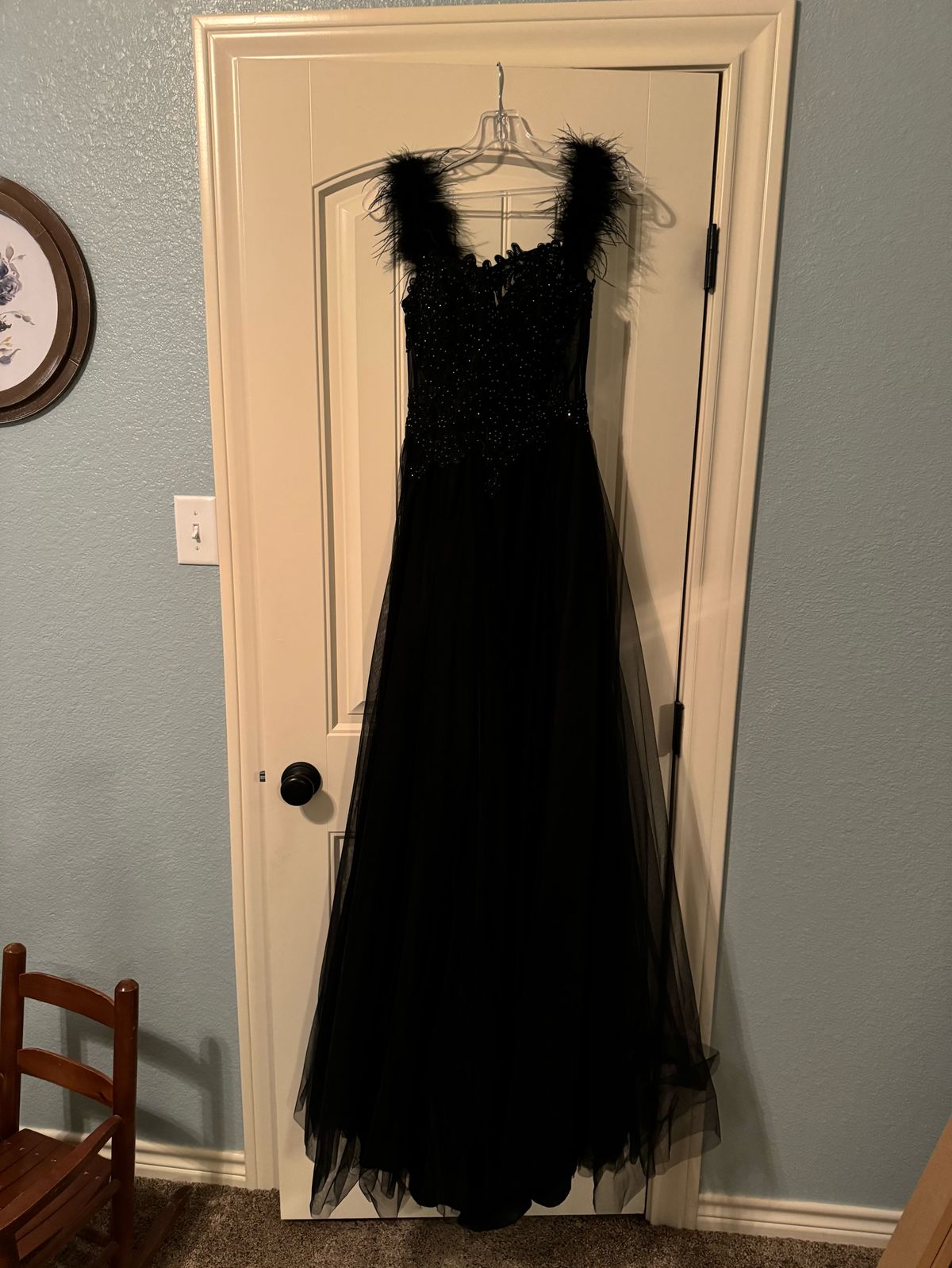 Alyce Paris Size 4 Prom Off The Shoulder Black Floor Length Maxi on Queenly