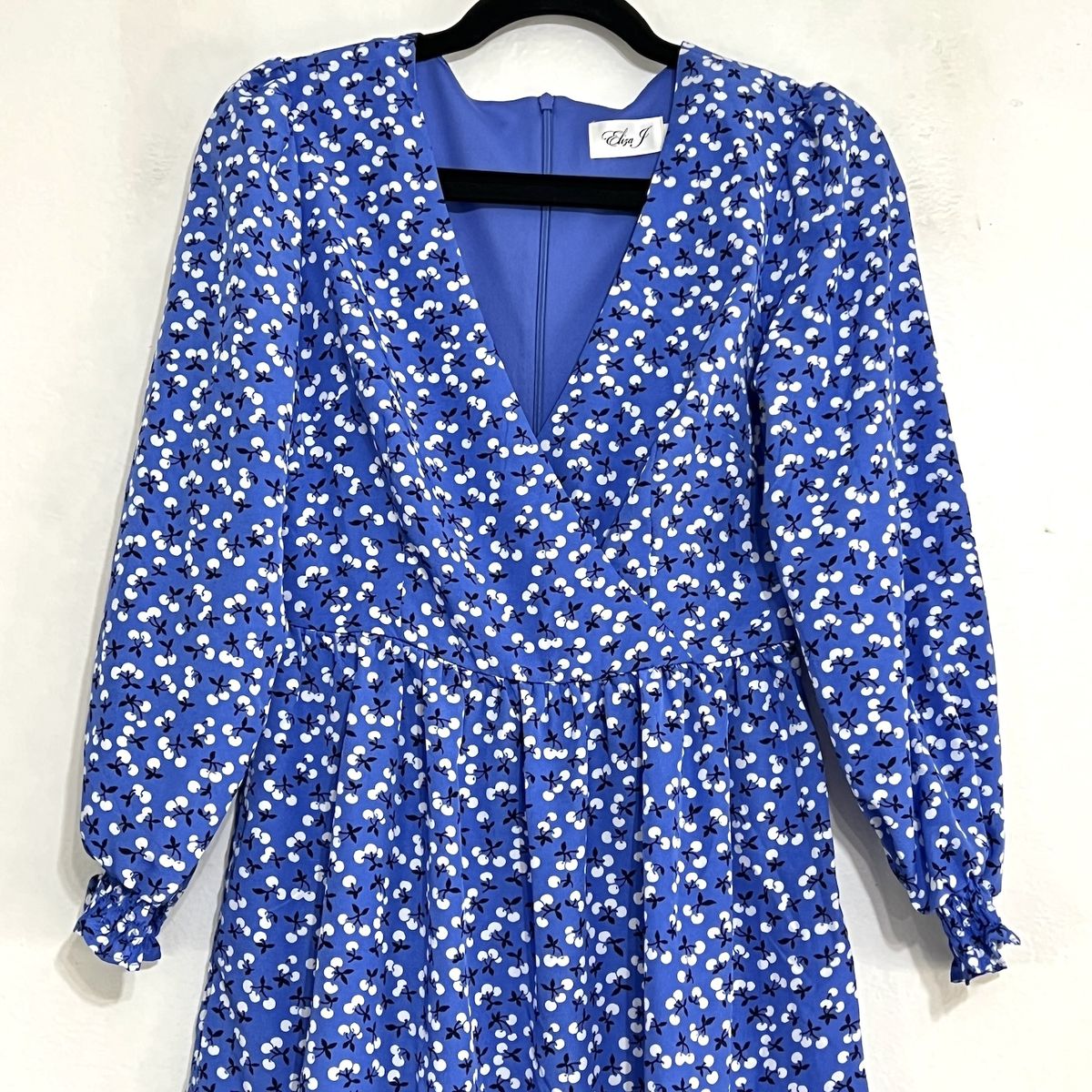 Eliza J Size 4 Long Sleeve Floral Blue A-line Dress on Queenly