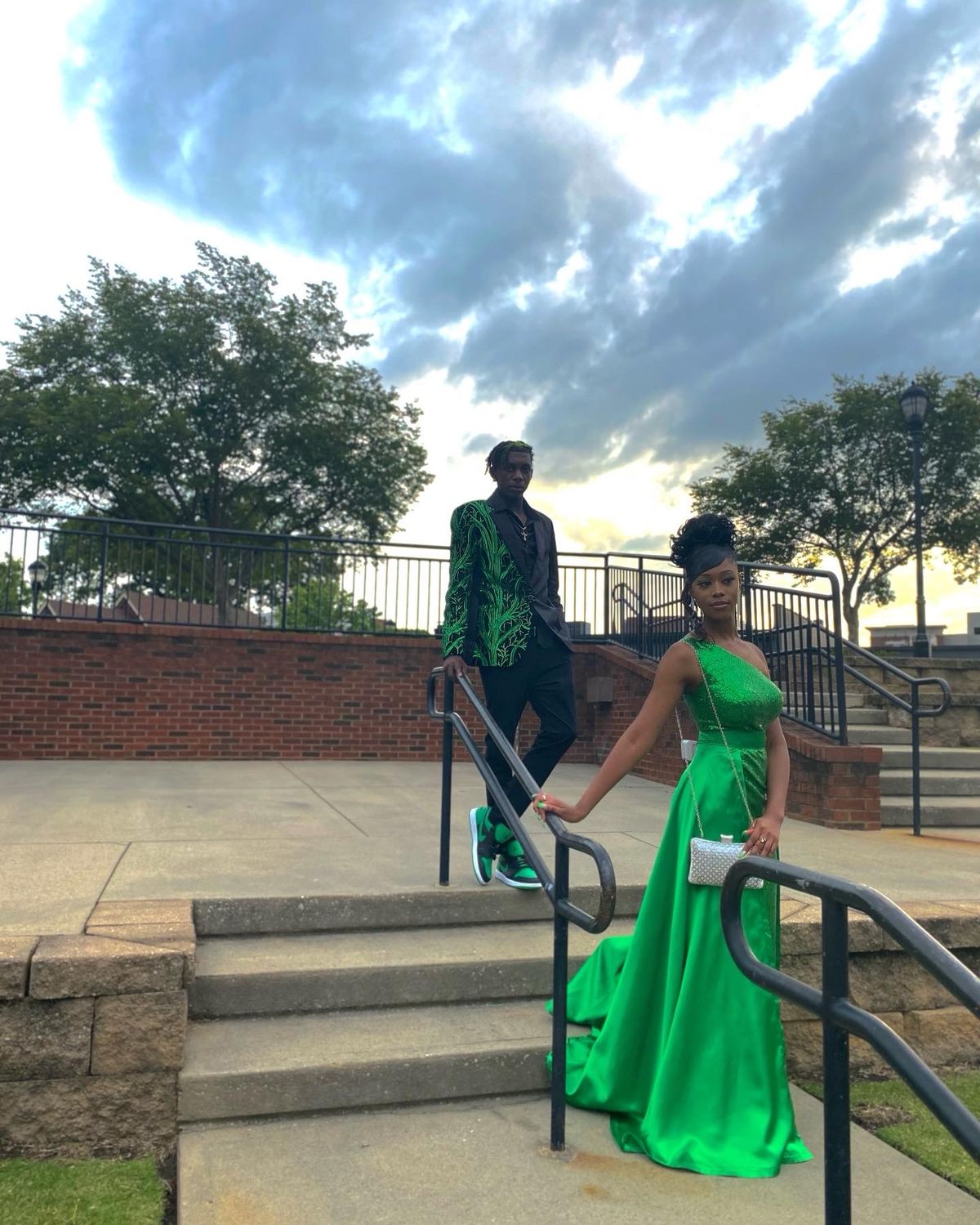 Size 4 Prom One Shoulder Green Dress With Train on Queenly