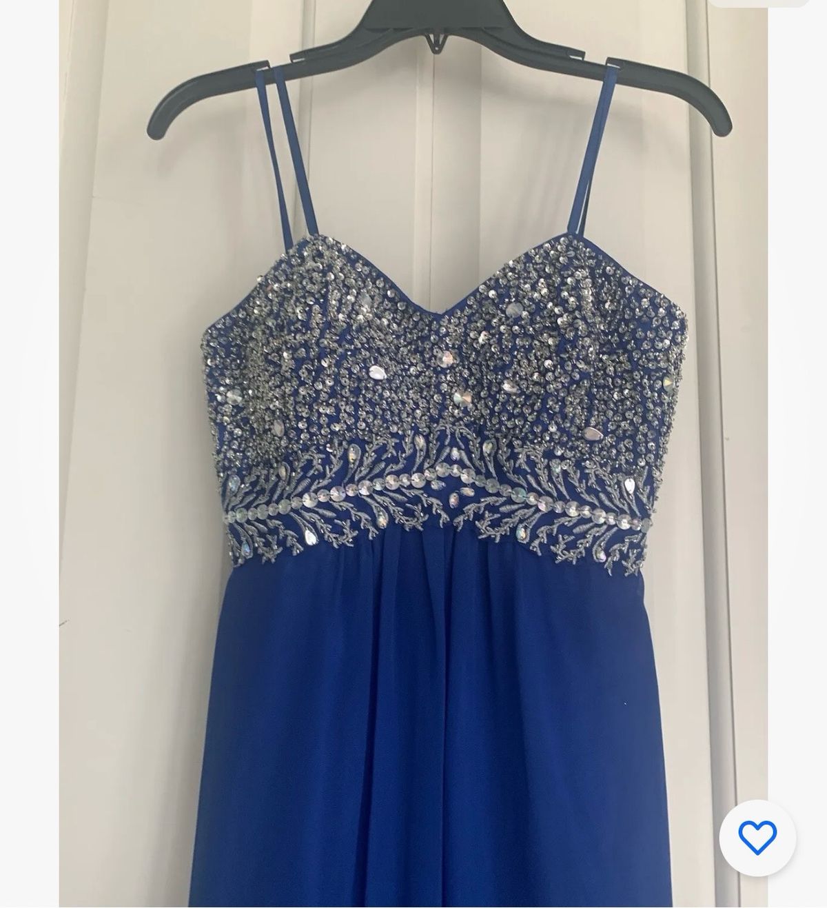 Size 6 Prom Blue A-line Dress on Queenly