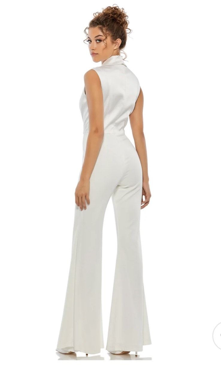 Mac Duggal Size 0 Halter White Formal Jumpsuit on Queenly