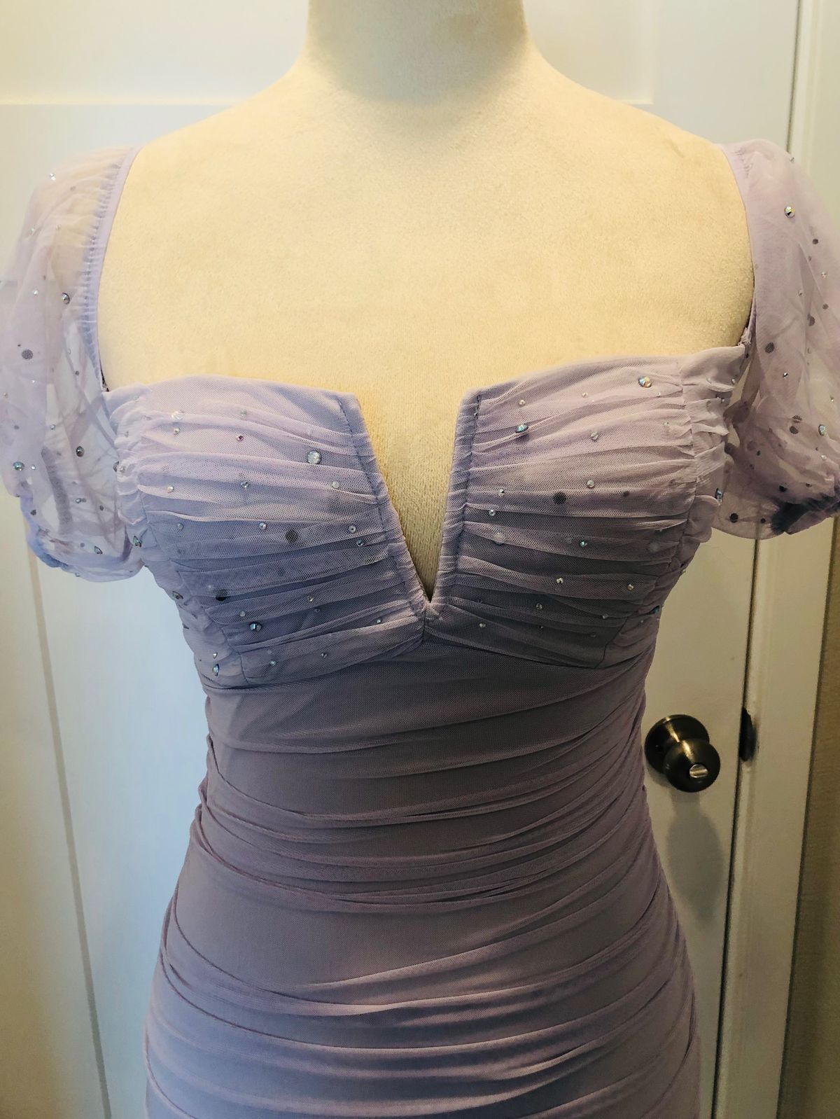 Windsor Size M Prom Cap Sleeve Purple Cocktail Dress on Queenly