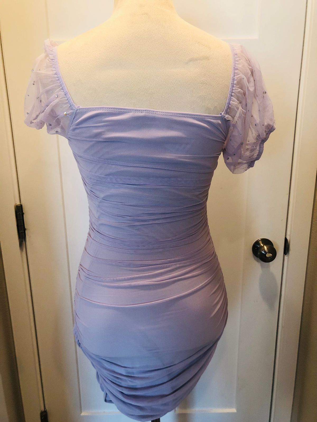 Windsor Size M Prom Cap Sleeve Purple Cocktail Dress on Queenly