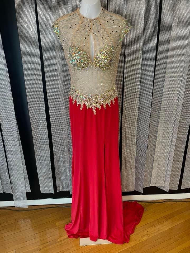 Queenly | Buy and sell prom, pageant, and formal dresses