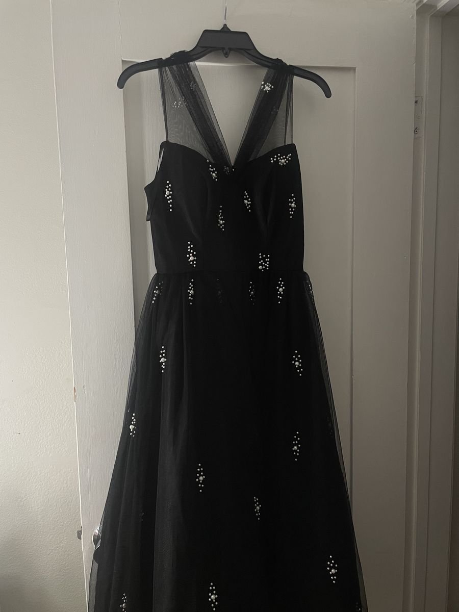 Mac Duggal Size 2 Prom Cap Sleeve Black Ball Gown on Queenly