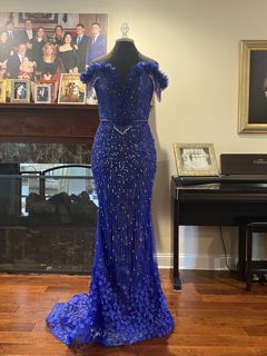 Queenly | Buy and sell prom, pageant, and formal dresses