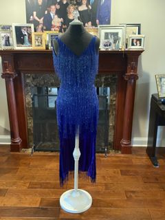 Queenly | Buy and sell prom, pageant, and formal dresses