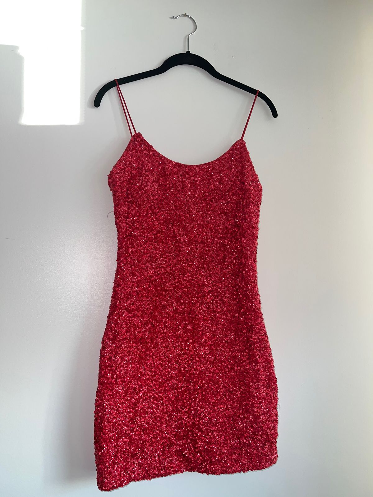 Alice & Olivia Size 6 Homecoming Red Cocktail Dress on Queenly